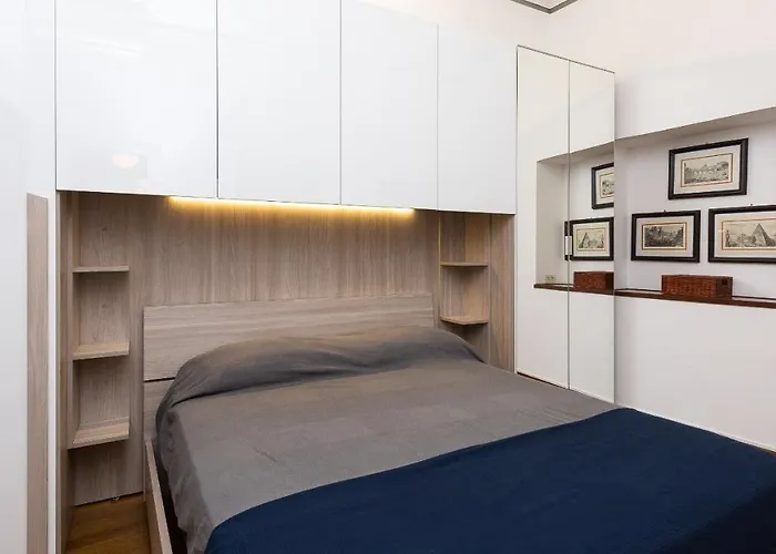 Cartari In Apartamento Roma